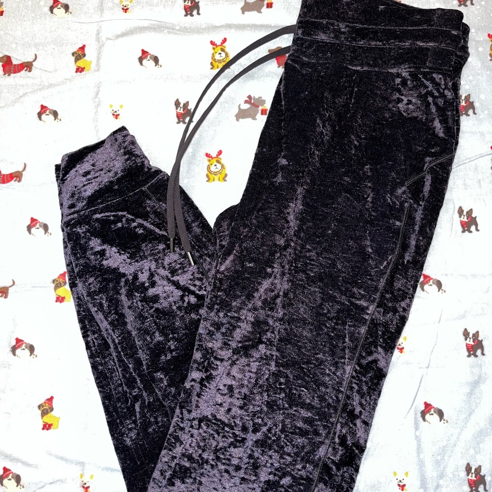 Lululemon Crushed Velvet Jogger